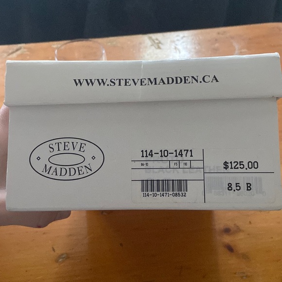 Almost perfect condition. Patent leather classic black stilettos - Picture 2 of 2